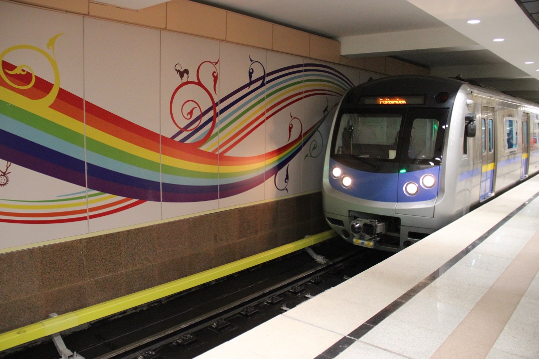 Станция метро Сайран